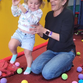 Jump 'n Jammin - Oxnard - Smiles, Laughter and Silly Times! - Kids Activities Near Me - Oxnard, California Jump 'n Jammin - Oxnard - Smiles, Laughter and Silly Times! - Kids Activities Near Me - Oxnard, California