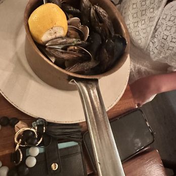 Bluewater Grill - Combo Pot of Mussels & Clams - Seafood Near Me - Coronado, California