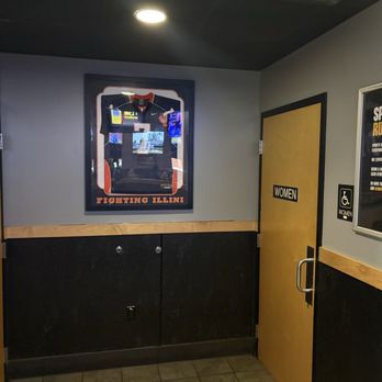 Buffalo Wild Wings - Inside bathrooms - Chicken Wings Near Me - Berwyn, Illinois