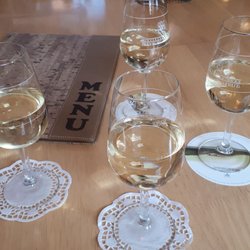 Das Weinstübchen