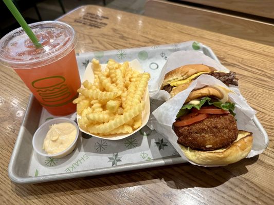 Shake Shack Bridgeport Village by null