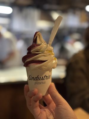 L’industrie Pizzeria West Village by null