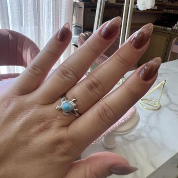 Luxe Elle Nail Boutique - Cat eye - Nail Salons Near Me - Laguna Beach, California Luxe Elle Nail Boutique - Cat eye - Nail Salons Near Me - Laguna Beach, California
