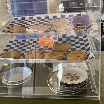 Early Yves Cafe - Sweets - Coffee & Tea Near Me - Los Ranchos De Albuquerque, New Mexico Early Yves Cafe - Sweets - Coffee & Tea Near Me - Los Ranchos De Albuquerque, New Mexico