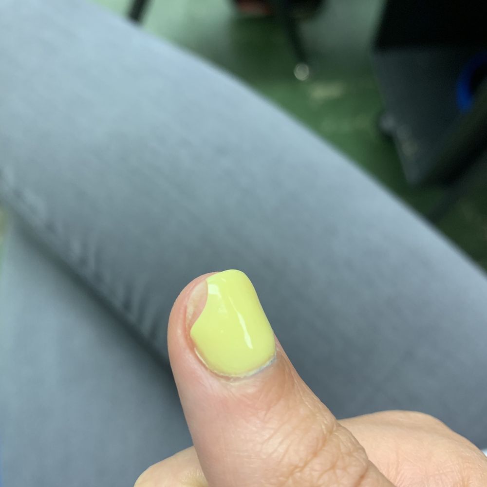 Top Style Nails Spa - Chipped nail after 5 days - Nail Salons Near Me - Clifton, New Jersey