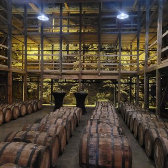 Maker's Mark Distillery - Tours Near Me - Loretto, Kentucky