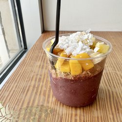 Goodness Bowls - Aloha Bowl (sub bananas for kiwi)