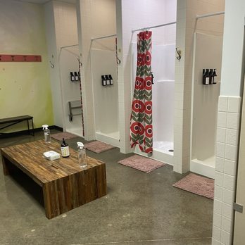 Mov Hot Yoga - Showers - Yoga Near Me - Minneapolis, Minnesota Mov Hot Yoga - Showers - Yoga Near Me - Minneapolis, Minnesota