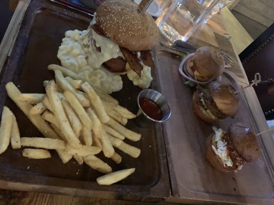 The Ainsworth Nashville by null