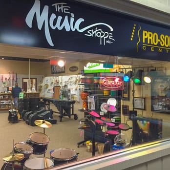 The Music Shoppe - The store front as you walk into Landmark Mall. - Musical Instruments & Teachers Near Me - Normal, Illinois