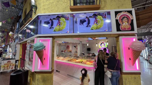 Michoacana Gourmet - Plaza Fiesta #1 by null