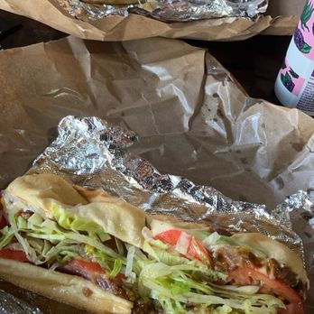 Common Market SouthEnd - vegan hot hot chicken & vegan chopped cheese - Delis Near Me - Charlotte, North Carolina Common Market SouthEnd - vegan hot hot chicken & vegan chopped cheese - Delis Near Me - Charlotte, North Carolina