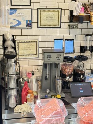 All Day Hoagies / I Scream For Ice Cream by null