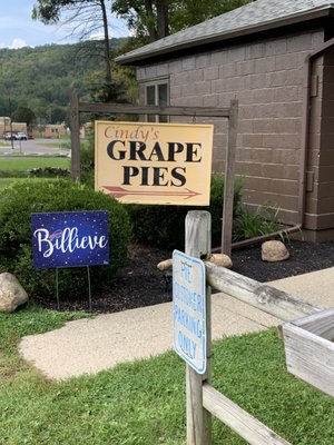 Cindy's Pies by null