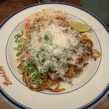 Lunch Lady - Garlic Noodles with Crab - Vietnamese Near Me - Toronto, Ontario