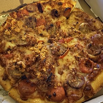 Singas Famous Pizza - Meat Lovers--no ham 12/14/2025 - Pizza Near Me - Charlotte, North Carolina Singas Famous Pizza - Meat Lovers--no ham 12/14/2025 - Pizza Near Me - Charlotte, North Carolina
