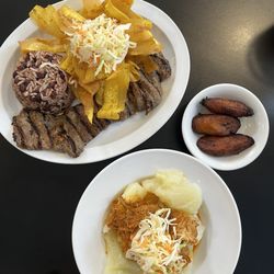 Fritanga - Carne Adasa Chancho Con Yuca plantains