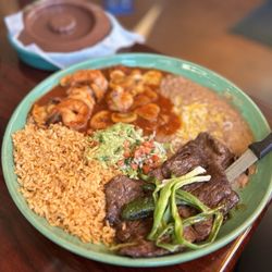 Senor Lopez Mexican Restaurant - Carne Asada y Camarones
