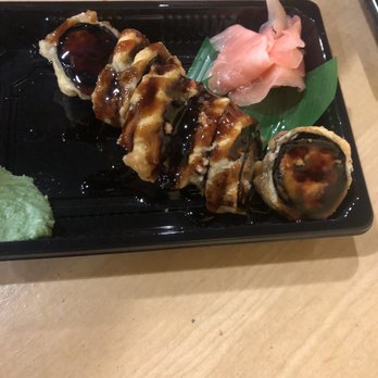 Li's Bowl - Supposedly this is a Las Vegas Roll...... ughhhh - Chinese Near Me - Phoenix, Arizona Li's Bowl - Supposedly this is a Las Vegas Roll...... ughhhh - Chinese Near Me - Phoenix, Arizona