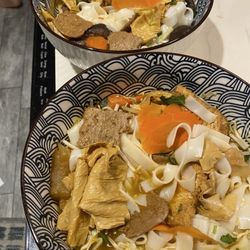 KH Veggie Life - Delicious noodle soup takeout! :)
