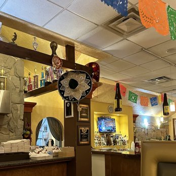 El Tapatio - a view of a mexican restaurant - Mexican Near Me - North Kingstown, Rhode Island El Tapatio - a view of a mexican restaurant - Mexican Near Me - North Kingstown, Rhode Island