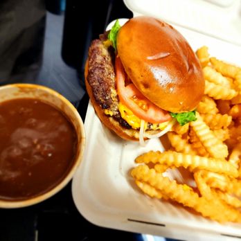 Faithful Grinds - Cheeseburger Deluxe combo with a side of gravy - Hawaiian Near Me - Kahului, Hawaii Faithful Grinds - Cheeseburger Deluxe combo with a side of gravy - Hawaiian Near Me - Kahului, Hawaii