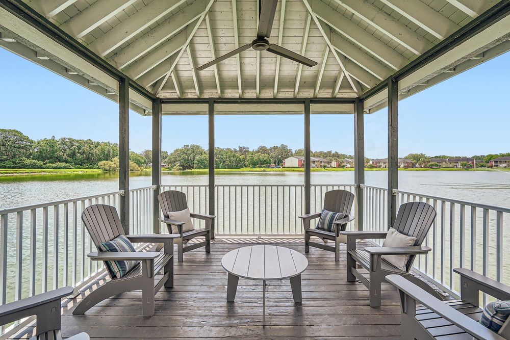 LAKESIDE CENTRAL APARTMENT HOMES Updated September 2024 56 Photos