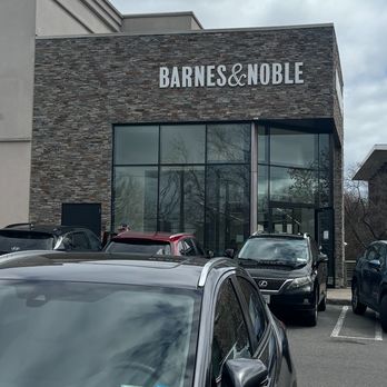 Barnes & Noble - Bookstores Near Me - Scarsdale, New York