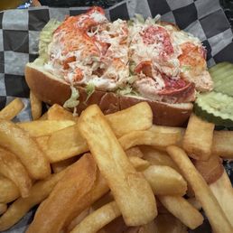 XL Lobster Roll XL Lobster Roll