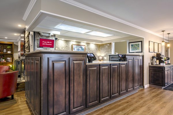 RED ROOF INN & SUITES HERKIMER - Updated December 2024 - 39 Photos & 20