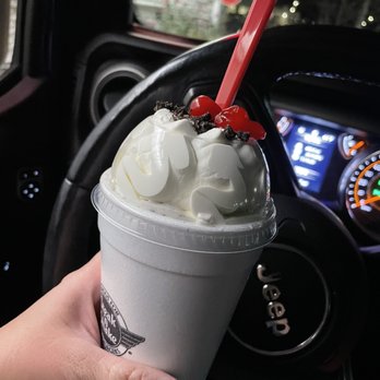 Steak ’n Shake - Oreo shake - American Near Me - New Castle, Indiana