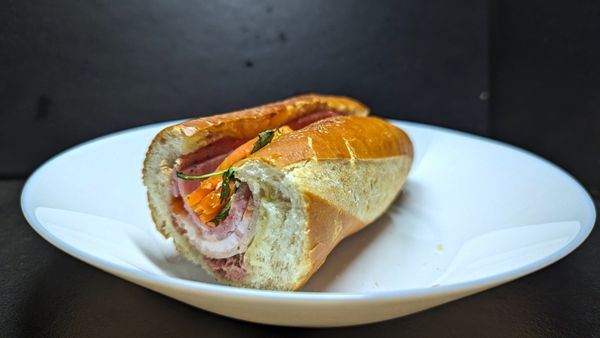 Banh Mi Nguyen Huong by null
