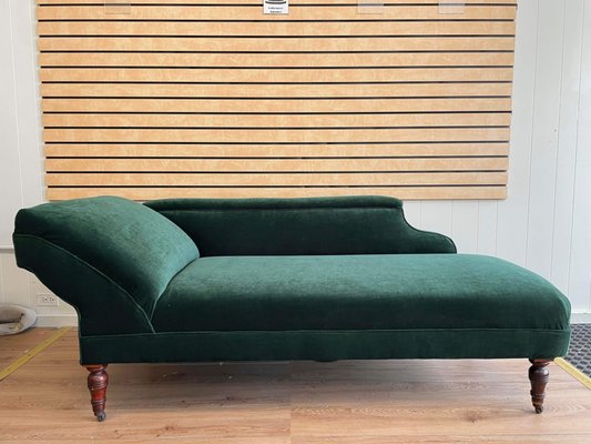 Thank You For Visiting - In the past 40 years, there isn’t much Upholster Kevin Kennedy hasn’t seen. From dining room chairs, an antique Empire Sofa with freshly-washed horsehair, new custom window seat cushions, covered daybeds, renewed Danish modern furniture, and the list goes on and on! Thank You For Visiting - In the past 40 years, there isn’t much Upholster Kevin Kennedy hasn’t seen. From dining room chairs, an antique Empire Sofa with freshly-washed horsehair, new custom window seat cushions, covered daybeds, renewed Danish modern furniture, and the list goes on and on!