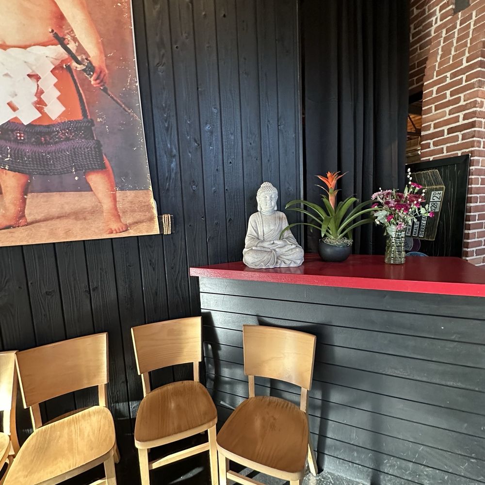 Yokozuna - Entrance waiting area - Japanese Near Me - Tulsa, Oklahoma Yokozuna - Entrance waiting area - Japanese Near Me - Tulsa, Oklahoma