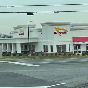 In-N-Out Burger - Building - Burgers Near Me - Lebanon, Tennessee