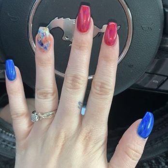 Belle Touché Nail Lounge - nails by phong - Nail Salons Near Me - Cedar Park, Texas