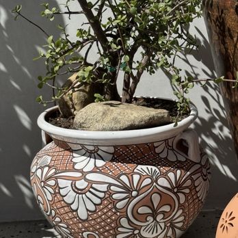 Patios Designs - Talavera pot in Terra cotta and white tones - Home Decor Near Me - San Bernardino, California Patios Designs - Talavera pot in Terra cotta and white tones - Home Decor Near Me - San Bernardino, California