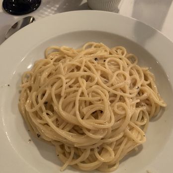 Sandro's - Spaghetti Cacio e Pepe - Italian Near Me - New York, New York