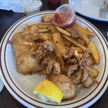 Barbara's Fishtrap - Like a sampler appetizer - Seafood Near Me - Half Moon Bay, California Barbara's Fishtrap - Like a sampler appetizer - Seafood Near Me - Half Moon Bay, California