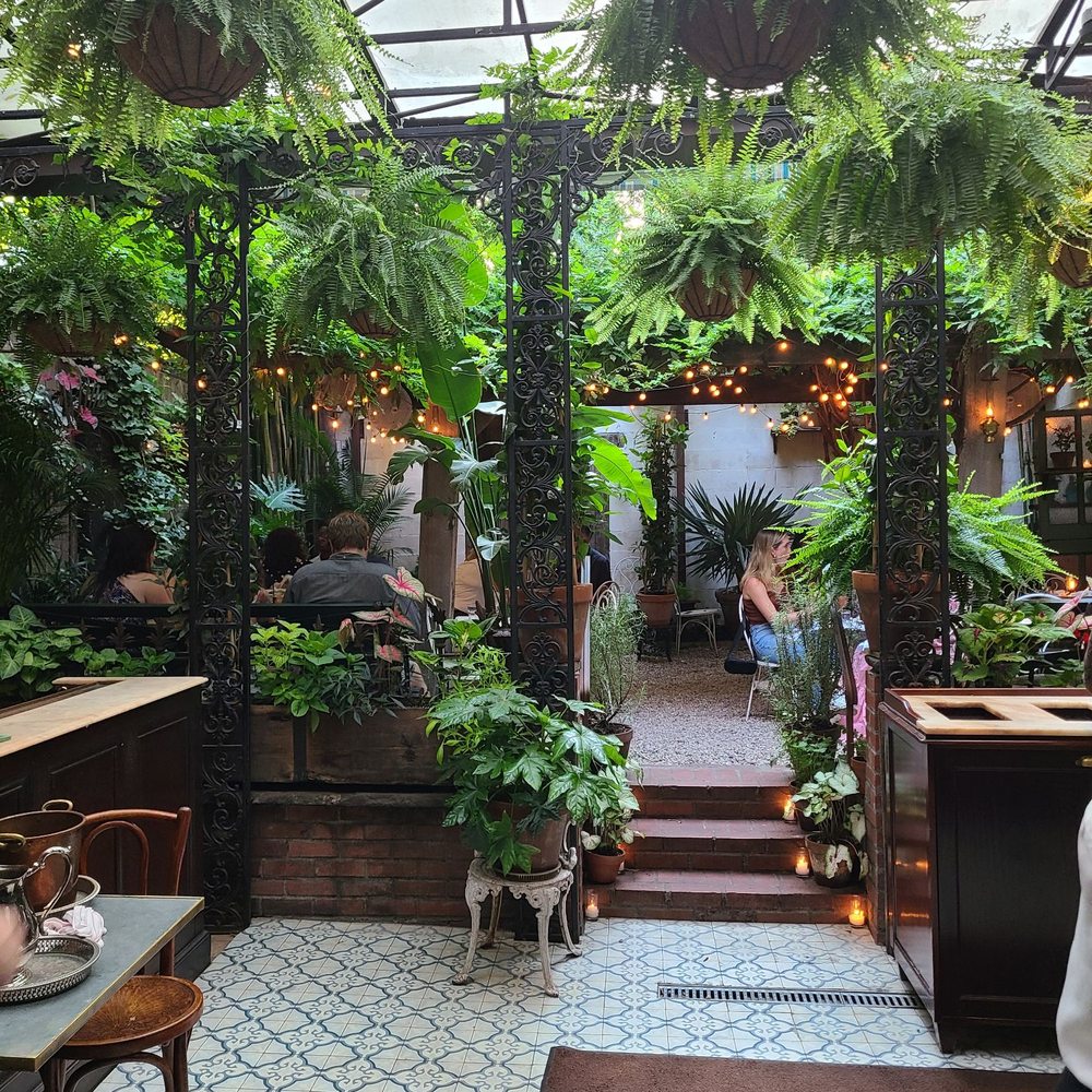 Maison Premiere - Back garden seating - Seafood Near Me - Brooklyn, New York Maison Premiere - Back garden seating - Seafood Near Me - Brooklyn, New York