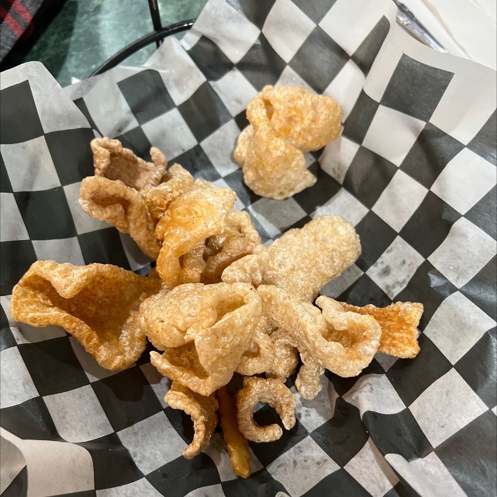 THE WEST END BAR & GRILL Updated September 2024 109 Photos 714 W