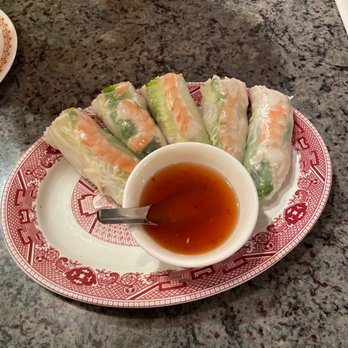 Ray's Place - Fresh Fresh Spring Rolls (for 3) - Vietnamese Near Me - Anchorage, Alaska
