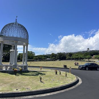 Oahu Mortuary - Funeral Services & Cemeteries Near Me - Honolulu, Hawaii Oahu Mortuary - Funeral Services & Cemeteries Near Me - Honolulu, Hawaii
