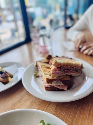Bakery Lorraine Domain Northside by null Bakery Lorraine Domain Northside by null