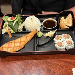 Oshima Sushi - Teriyaki Salmon, Tuna Roll, gyoza, rice and salad