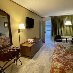 Interstate Inn - Room large