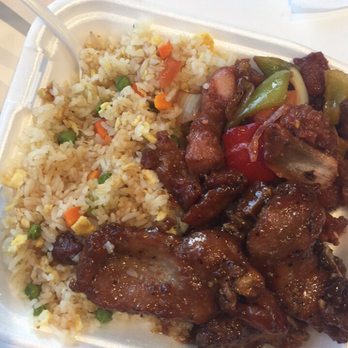 99 Ranch Market - Fried rice, pepper pork, sweet and sour pork with veggies. Good for 2 people!! - International Grocery Near Me - Austin, Texas