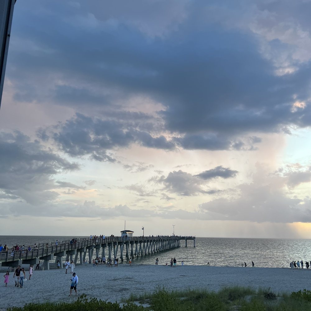 Fins At Sharky's - Pier - Steakhouses Near Me - Venice, Florida
