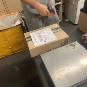 The UPS Store - Quick! - Shipping Centers Near Me - Brooklyn, New York