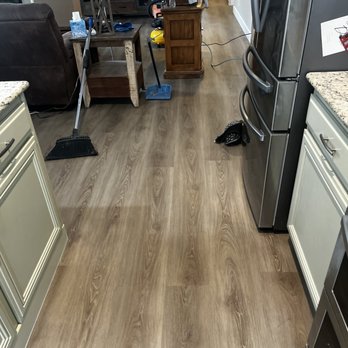 Mejia Laminate Woodfloring - kitchen - Flooring Near Me